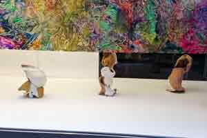 ausstellungsansicht vitrine